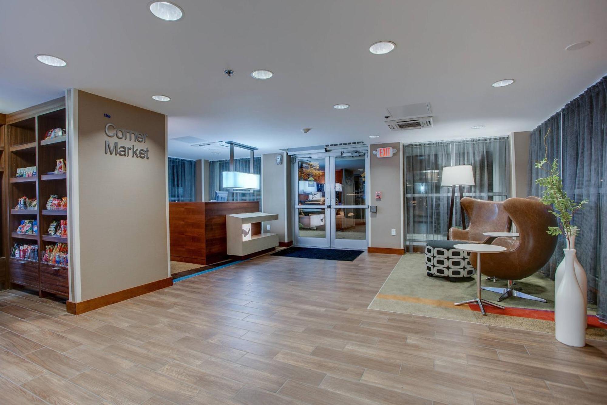 Fairfield Inn By Marriott Эймсбери Экстерьер фото