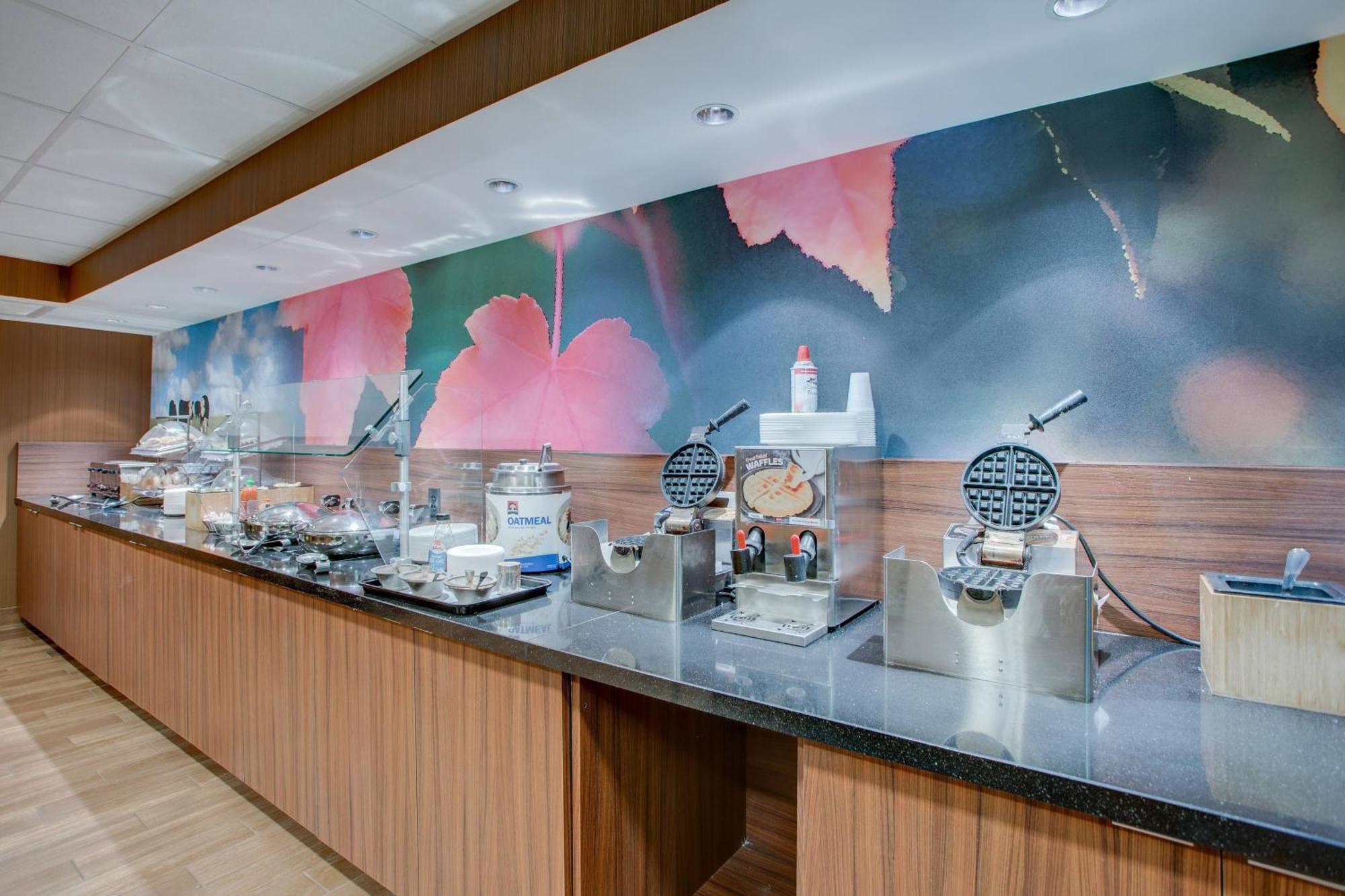 Fairfield Inn By Marriott Эймсбери Экстерьер фото